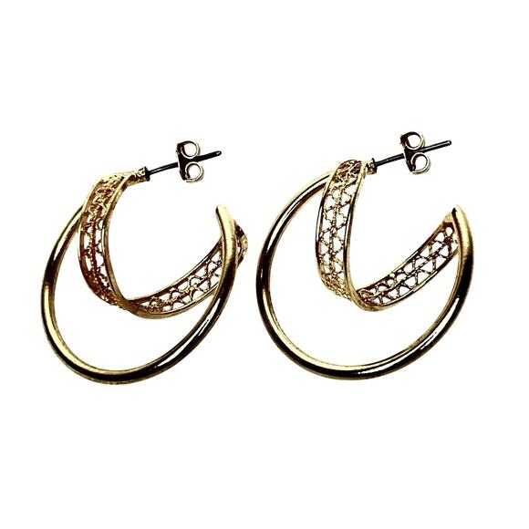 Hoop Earrings Gold Tone Swoop Cutout Spiral Unique Artistic Swirl Filigree Post - Picture 1 of 9